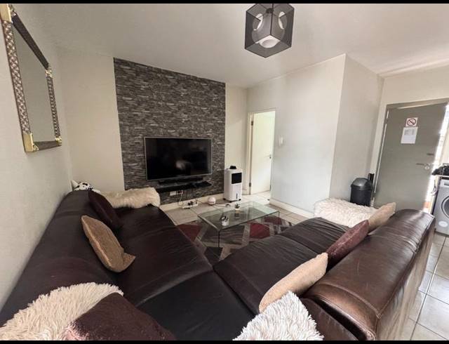 1 BEDROOM PROPERTY TO RENT IN EDENBURG